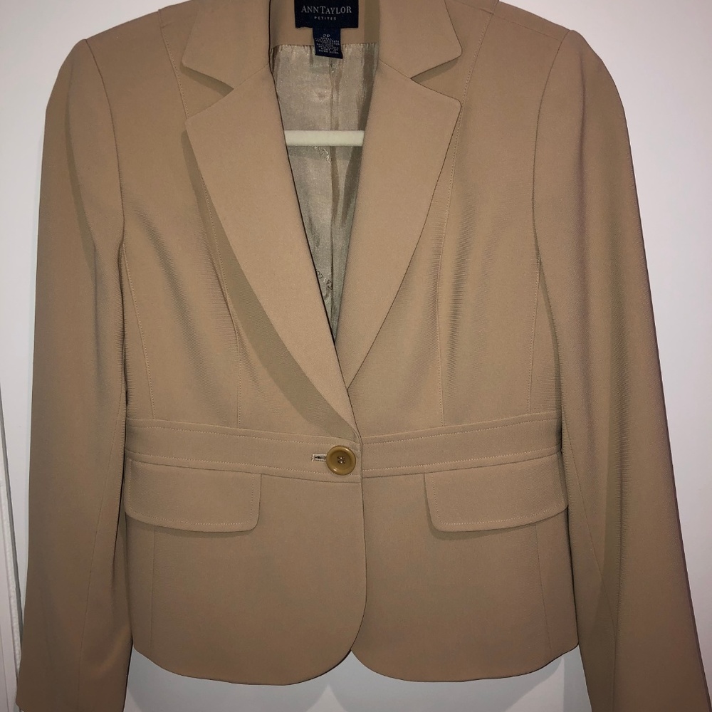 Ann Taylor Petites Beige Blazer (2P)